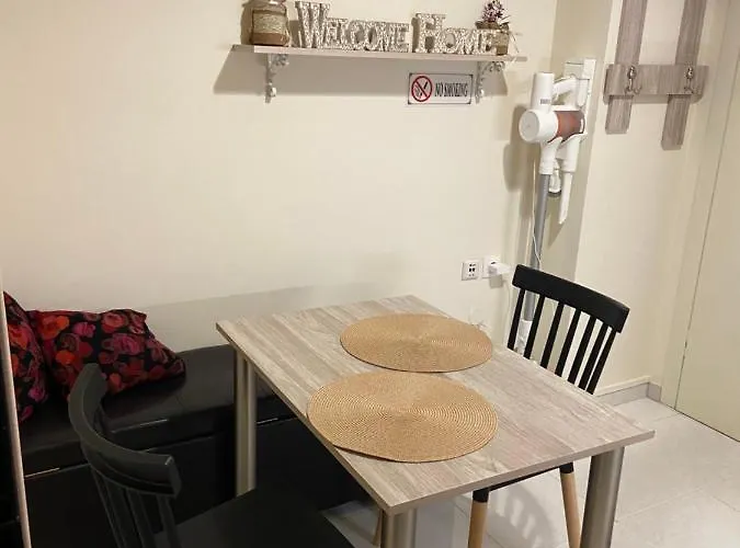 Zoi's Central * Volos