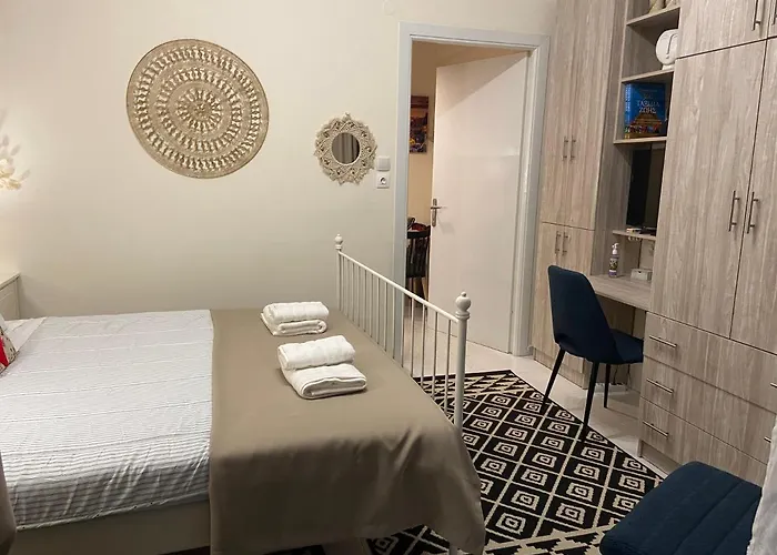 Zoi's Central Apartment