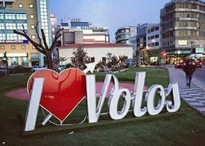 Zoi's Central Apartment